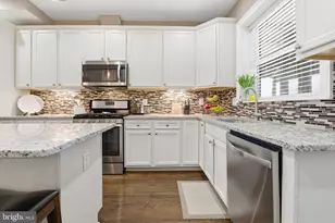 3903 Foster Ave, Baltimore, MD 21224 - Photo 15