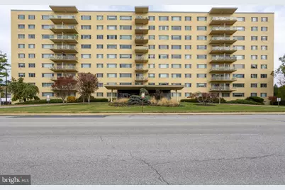 7121 Park Heights Avenue #501, Baltimore, MD 21215 - Photo 1