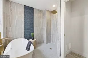 713 E 20th St, Baltimore, MD 21218 - Photo 29