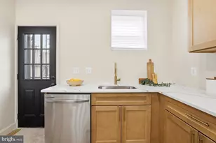 713 E 20th St, Baltimore, MD 21218 - Photo 13