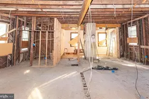 3900 5th St, Baltimore, MD 21225 - Photo 31