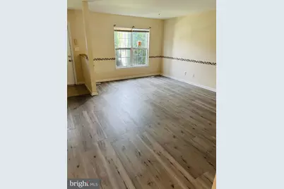 638 Villager, Baltimore City, MD 21222 - Photo 3