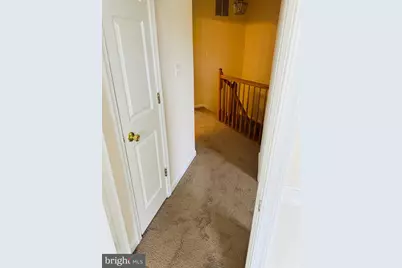 638 Villager, Baltimore City, MD 21222 - Photo 17