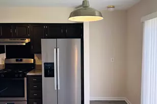 638 Villager, Baltimore City, MD 21222 - Photo 7