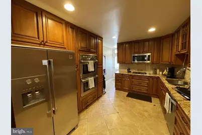 825 S Bouldin Street, Baltimore, MD 21224 - Photo 9