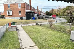 1402 Woodbourne Ave, Baltimore, MD 21239 - Photo 27