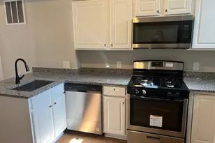 820 N Rose St, Baltimore, MD 21205 - Photo 7