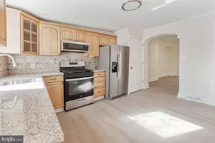 2725 Hudson St, Baltimore, MD 21224 - Photo 29