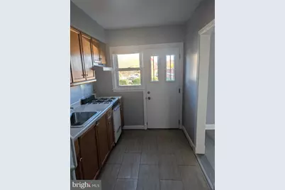 3011 Larue Square E, Baltimore, MD 21225 - Photo 7