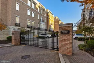 900 Valencia Ct, Baltimore, MD 21230 - Photo 7