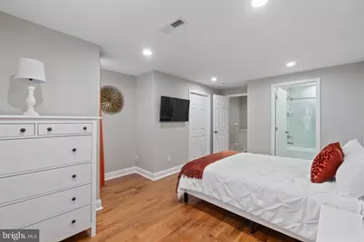 2234 E Chase Street, Baltimore, MD 21213 - Photo 19