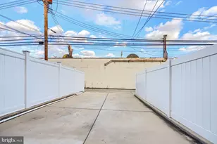 627 Grundy St, Baltimore, MD 21224 - Photo 33