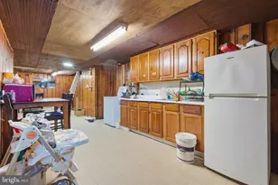 3928 8th St, Baltimore, MD 21225 - Photo 17