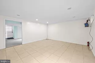 1027 Evesham Ave, Baltimore, MD 21212 - Photo 15