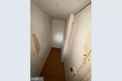 2040 Walbrook Avenue, Baltimore, MD 21217 - Photo 9