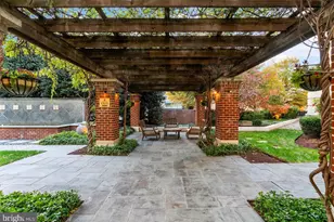 801 Key Hwy, Baltimore, MD 21230 - Photo 23