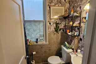 5017 Roland Ave, Baltimore, MD 21210 - Photo 9