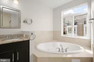 901 Valencia Ct, Baltimore, MD 21230 - Photo 45