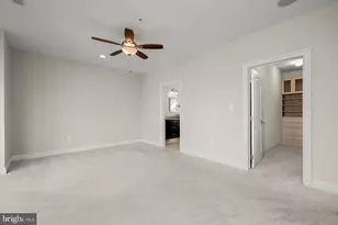 901 Valencia Ct, Baltimore, MD 21230 - Photo 41