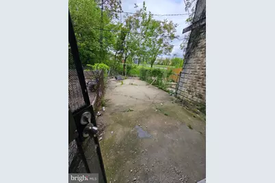 2026 E Lafayette Avenue, Baltimore, MD 21213 - Photo 3