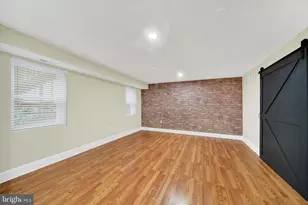 15 E Branch Ln, Baltimore, MD 21201 - Photo 5