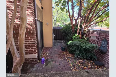 418 S Hanover Street, Baltimore, MD 21201 - Photo 3