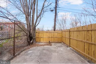 2424 E Biddle Street, Baltimore, MD 21213 - Photo 27