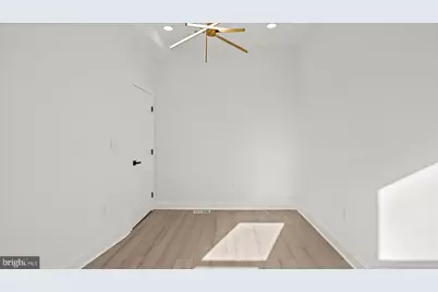 725 E 20th Street, Baltimore, MD 21218 - Photo 31