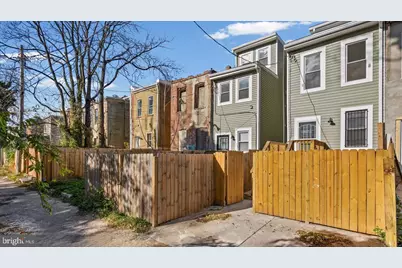 725 E 20th Street, Baltimore, MD 21218 - Photo 43