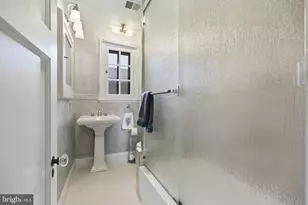 230 Stony Run Lane, Baltimore, MD 21210 - Photo 17