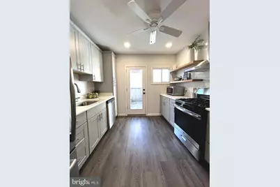 324 S Castle Street, Baltimore, MD 21231 - Photo 9