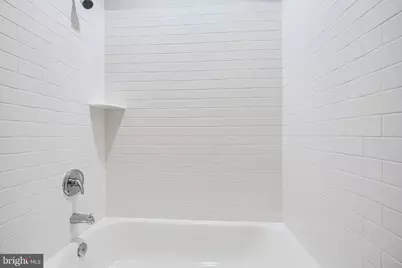 409 N Lakewood Avenue, Baltimore, MD 21224 - Photo 27