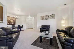 5303 Wyndholme Cir, Baltimore, MD 21229 - Photo 11