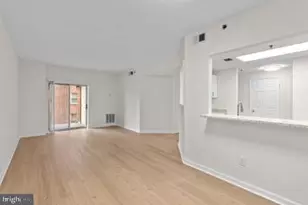 960 Fell St, Baltimore, MD 21231 - Photo 5