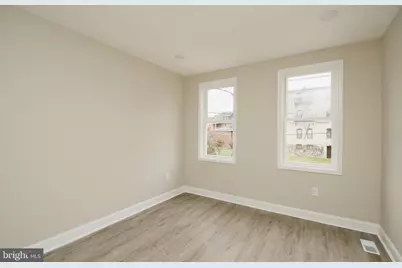 2208 Mount Royal Terrace, Baltimore, MD 21217 - Photo 17