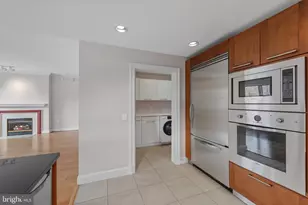 801 Key Hwy, Baltimore, MD 21230 - Photo 9