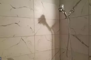 624 Stirling St, Baltimore, MD 21202 - Photo 9