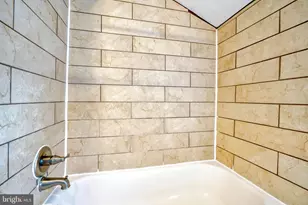 1029 Booth St, Baltimore, MD 21223 - Photo 17