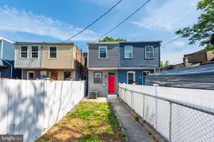 439 E 27th St, Baltimore, MD 21218 - Photo 27