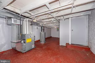 439 E 27th St, Baltimore, MD 21218 - Photo 23