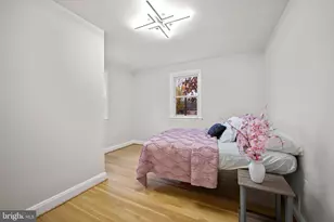 5601 Groveland Ave, Baltimore, MD 21215 - Photo 15