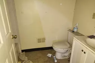 922 Calhoun St, Baltimore, MD 21217 - Photo 9