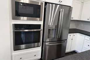 2504 W Peninsula Dr, Baltimore, MD 21230 - Photo 37