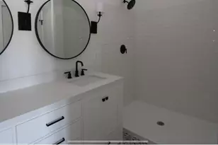 117 E Cromwell St, Baltimore, MD 21230 - Photo 29