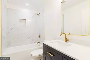 1228 W Lanvale St, Baltimore, MD 21217 - Photo 15