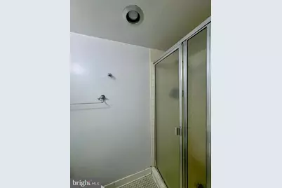 1 E University Parkway #804, Baltimore, MD 21218 - Photo 13