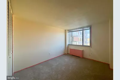 1 E University Parkway #804, Baltimore, MD 21218 - Photo 7