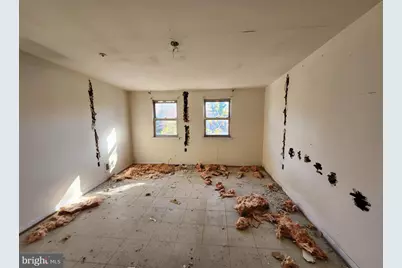 933 N Mount Street, Baltimore, MD 21217 - Photo 11