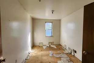 1019 N Mount St, Baltimore, MD 21217 - Photo 11