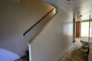 1019 N Mount St, Baltimore, MD 21217 - Photo 13